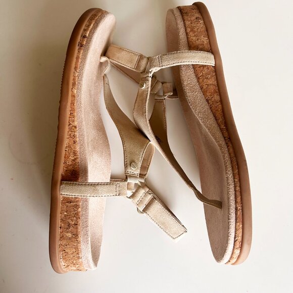 New—Vionic Kirra II Wedge Sandal - Picture 3 of 7